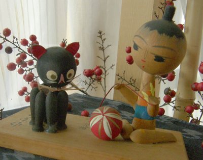画像2: 黒猫と鞠で遊ぶ子供,宇佐八幡