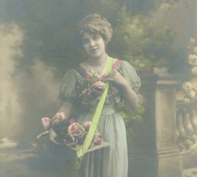 画像1: フランス アンティークポストカード,花をたずさえて聖名を祝う娘 (1)